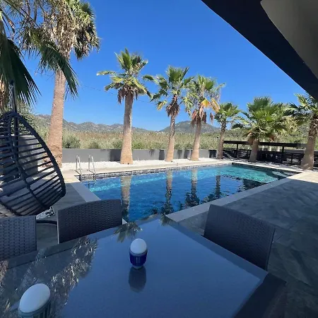 The Pool House Time Monthly Welcome 달라만