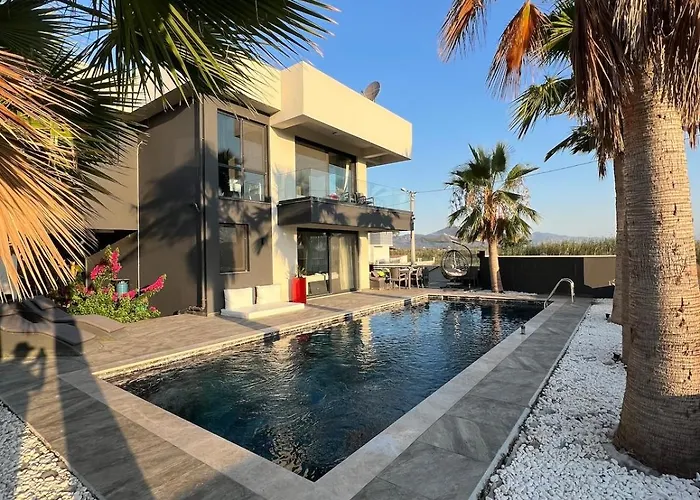 The Pool House Time Monthly Welcome Villa