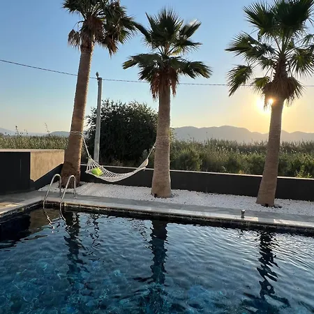 The Pool House Time Monthly Welcome * 达拉曼
