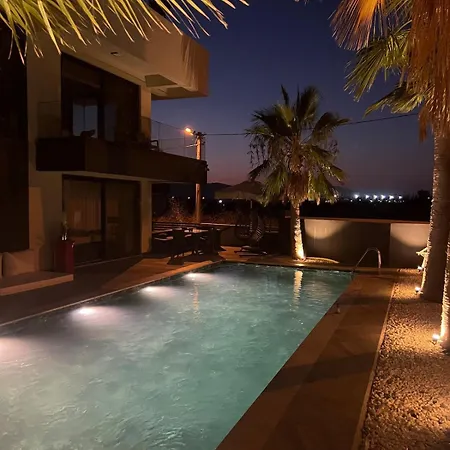 The Pool House Time Βίλα