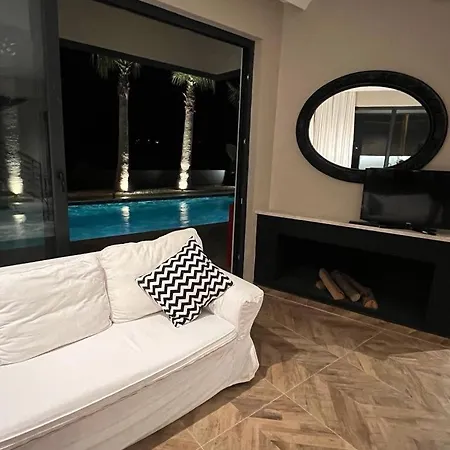 Βίλα The Pool House Time