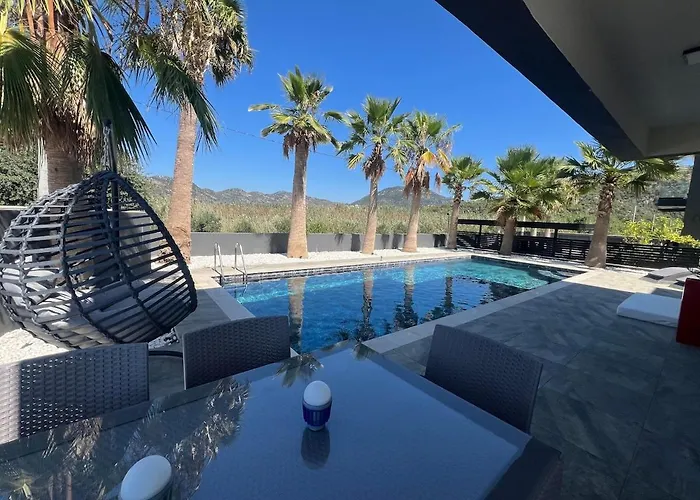 The Pool House Time Monthly Welcome Даламан