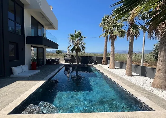 The Pool House Time Monthly Welcome